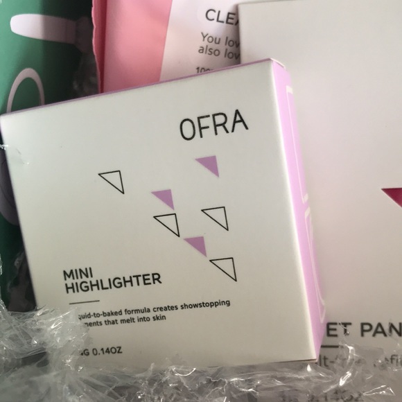 💗OFRA NOT SO MAKEUP & SKINCARE MYSTERY BOX 7 ITEMS - Picture 3 of 9